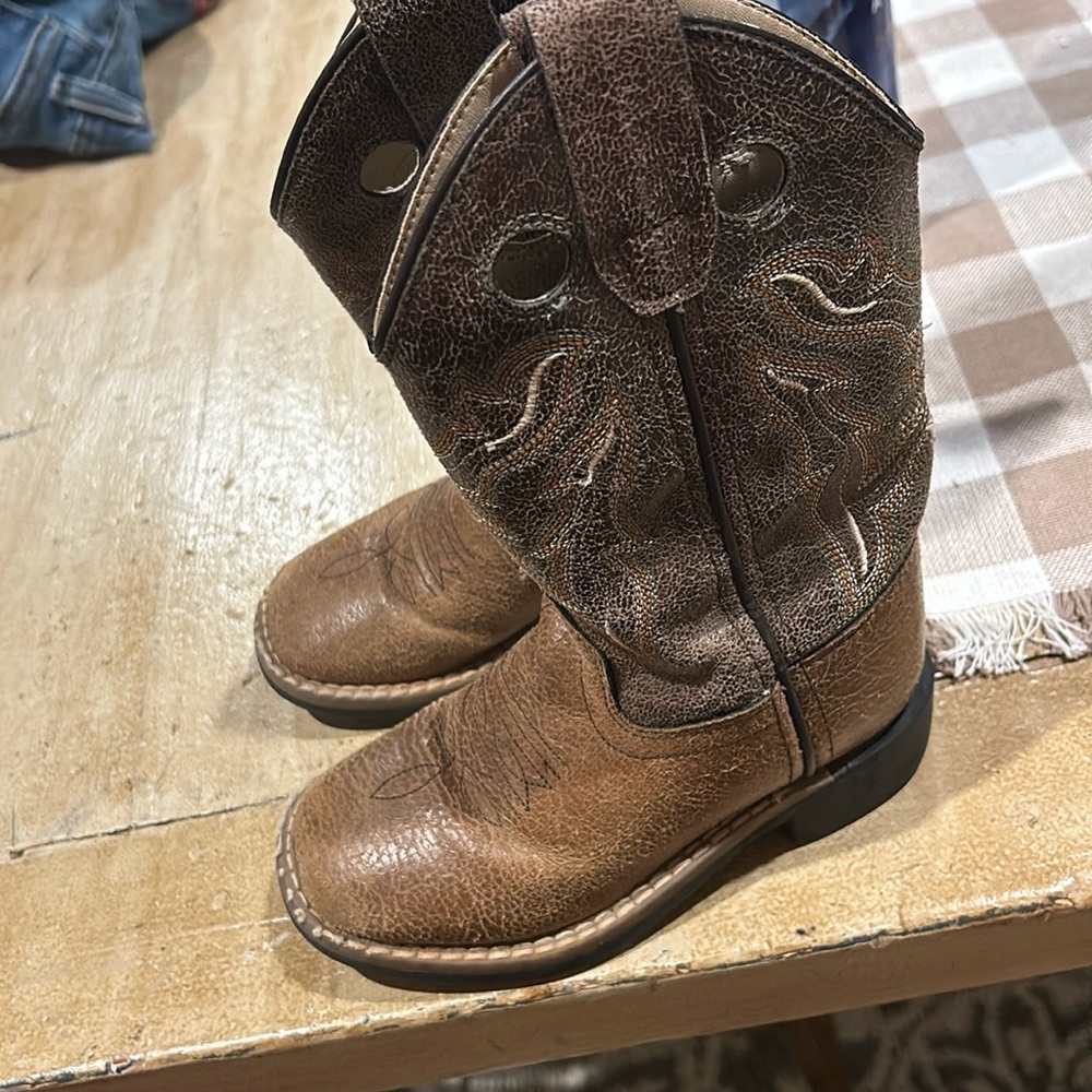 Old West Boys Cowboy Boots Size 9